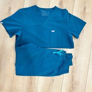 Figs Dark Teal Scrub Set- men’s medium